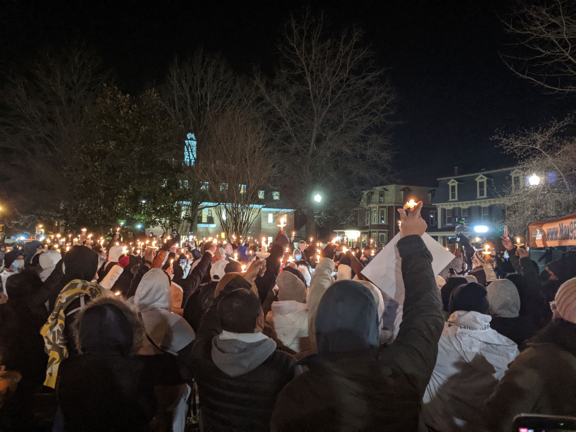Slain Georgetown men mourned at vigil; other local news